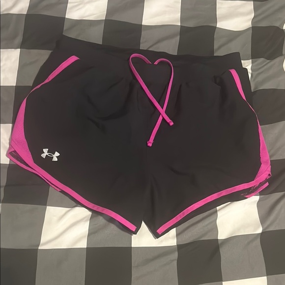 Under Armour Athletic Shorts Black and Pink with Breathable Fabric - Picture 1 of 2